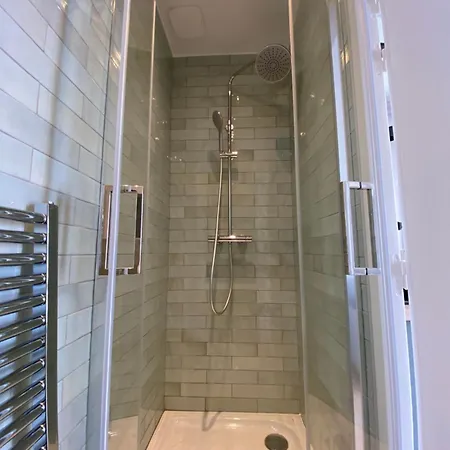 Apartament Au Coeur De Paryż